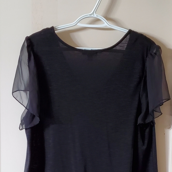 Women's Top - Picture 3 of 9